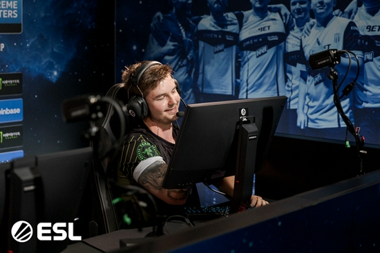 九号与无畏契约共同点燃巴黎冠军之夜的精彩瞬间